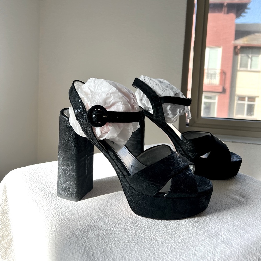 Prada black high heels with platform size 39/9